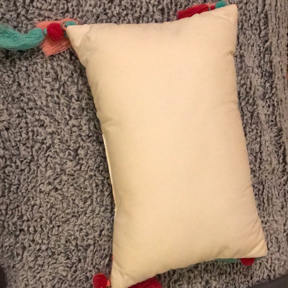 Aztec throw pillow - Picture 2 of 2